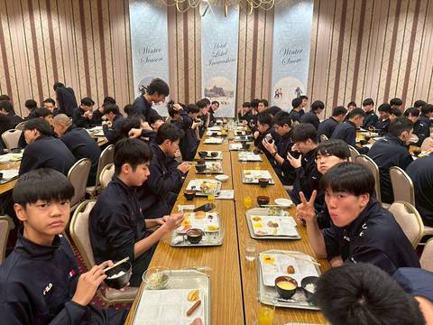 1765321247854-0 1765321247854-0